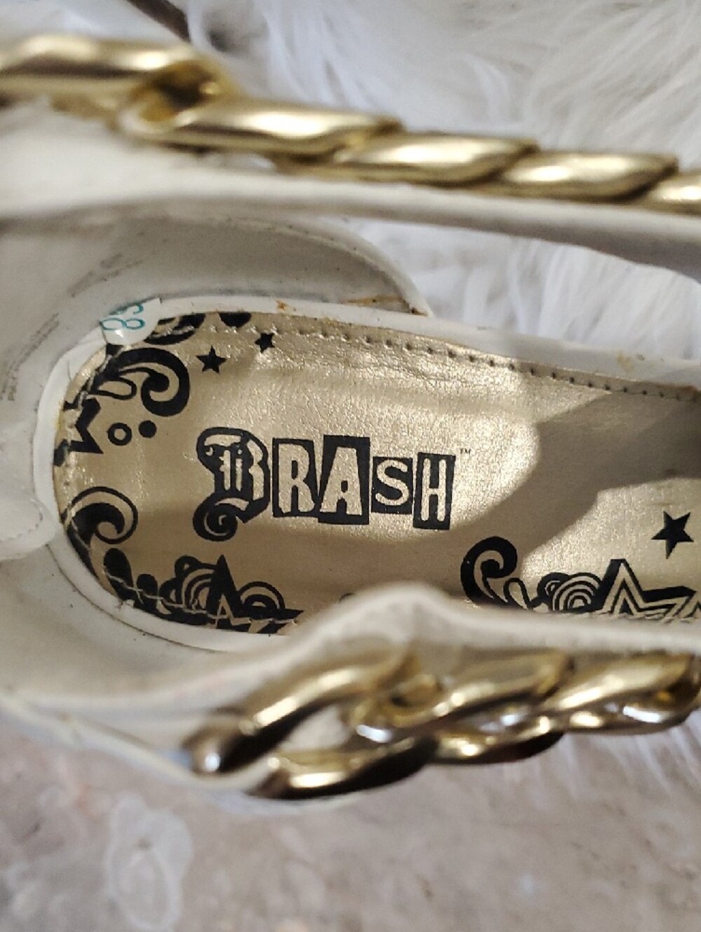 Brash White Heels with Gold Chain Accent - Picture 9 of 16